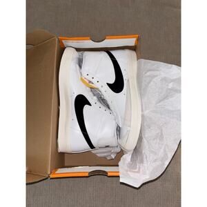 Nike Blazer Mid '77